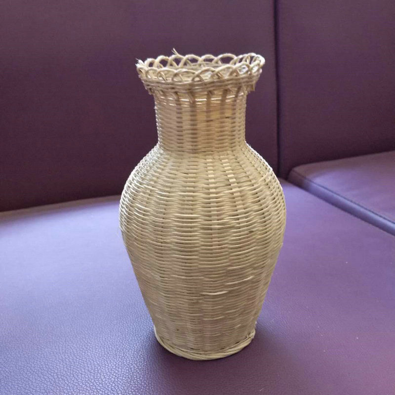 竹编花瓶